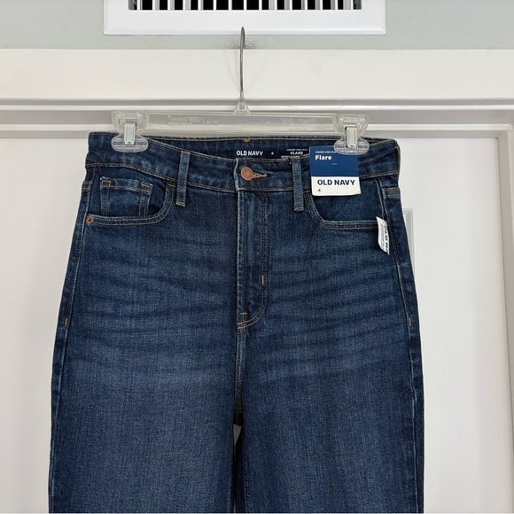 NWT Old Navy High Rise Flare Jeans Size 4 - Picture 3 of 7